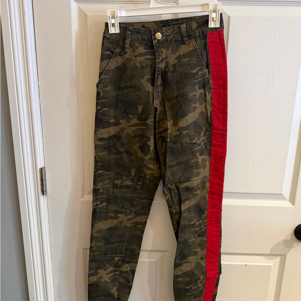 Fashion Nova Camoflauge Pants with Red Accent